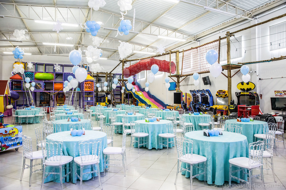 Dirce decoracoes Frozen, decoração frozen, buffet little tiger, lembranças personalizadas frozen, mesas e cadeiras tiffany