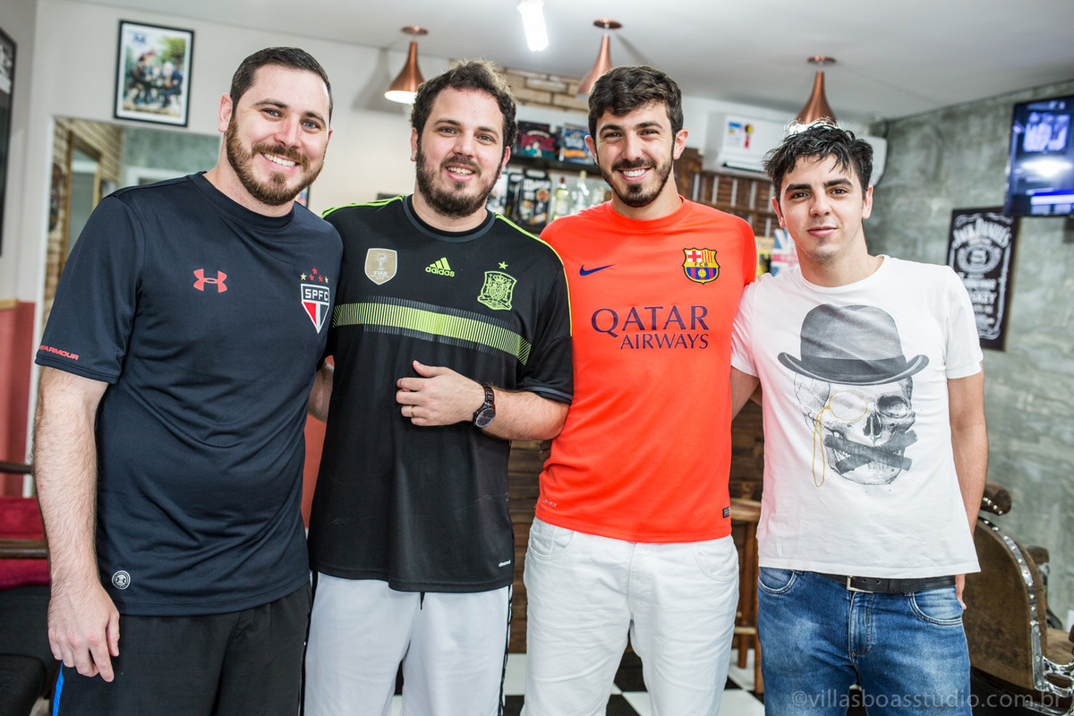 irmaos do noivo, making do noivo, barbearia do noivo, marcelovillasboas, barbearia calligaris