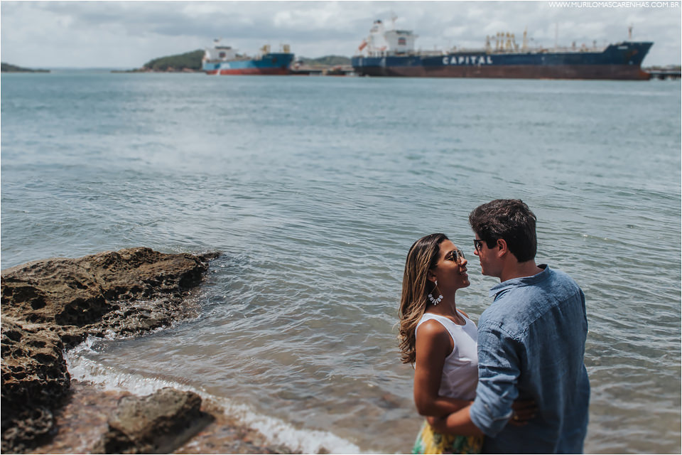casal faz ensaio na baía de todos os santos salvador, o ensaio foi feito em uma lancha no carnaval de 2017