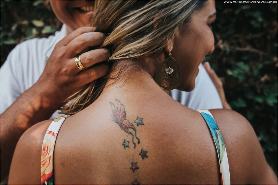 casal faz ensaio na baía de todos os santos salvador, o ensaio foi feito em uma lancha no carnaval de 2017