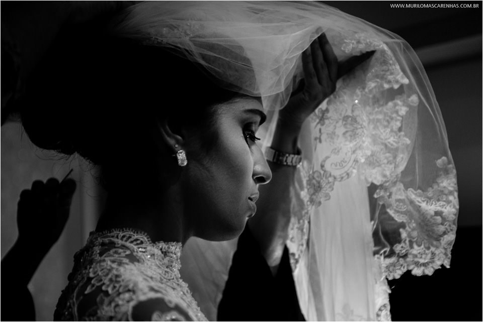 noiva emocionada emoção casamento feira de santana hotel atmosfera salvador madrinha padrinho murilo mascarenhas