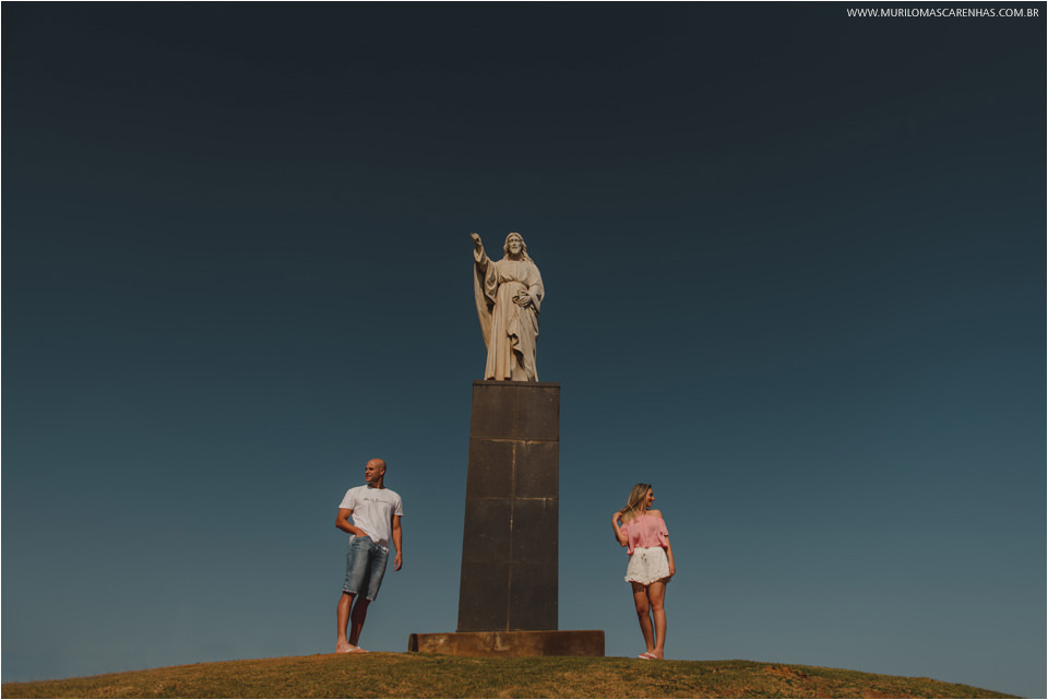 ensaio de casal para casamento em salvador estilo moda viagem ferias turismo e turistas noiva e noiva felizes fotografo murilo mascarenhas
