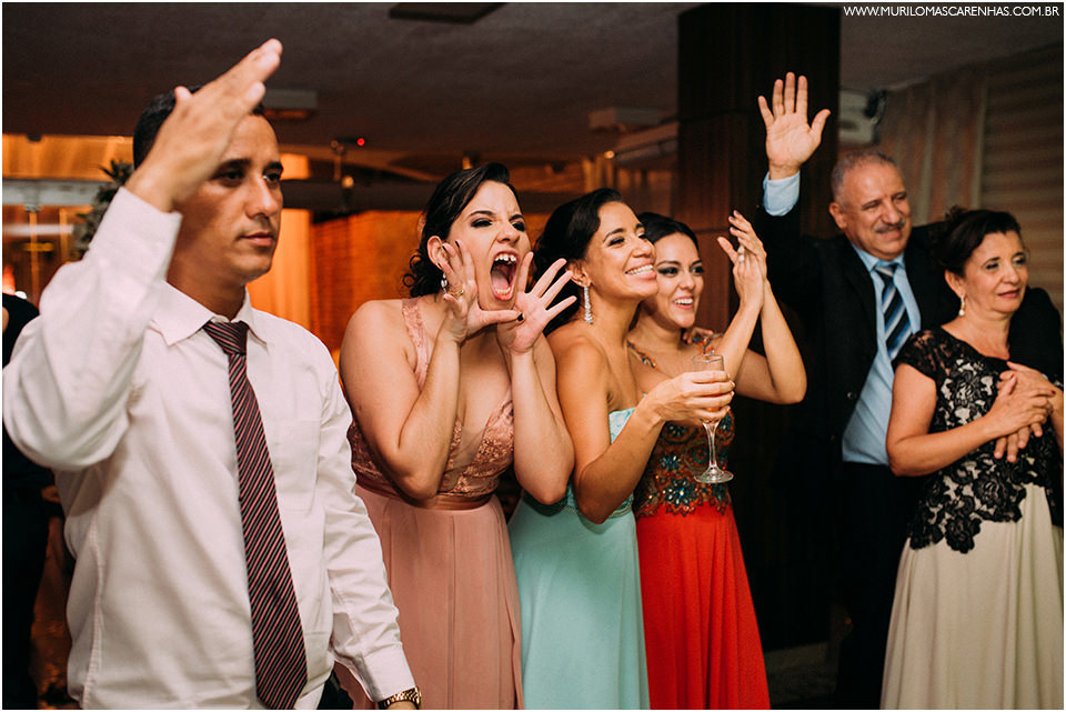casamento fernanda beatriz advogada e rodrigo couto fisioterapeuta feira de santana making of hotel atmosfera e cermimia igreja matriz de feira de santana amor fotografia sentimento fotografo profissional vestido de noiva
