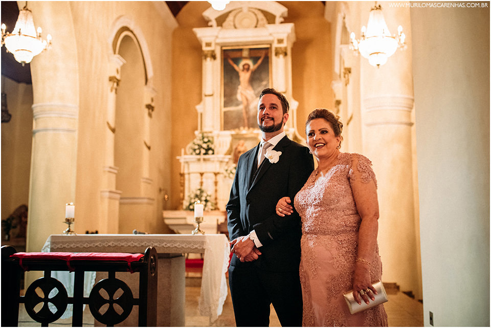 casamento fernanda beatriz advogada e rodrigo couto fisioterapeuta feira de santana making of hotel atmosfera e cermimia igreja matriz de feira de santana amor fotografia sentimento fotografo profissional vestido de noiva