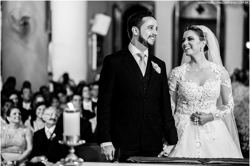 casamento fernanda beatriz advogada e rodrigo couto fisioterapeuta feira de santana making of hotel atmosfera e cermimia igreja matriz de feira de santana amor fotografia sentimento fotografo profissional vestido de noiva