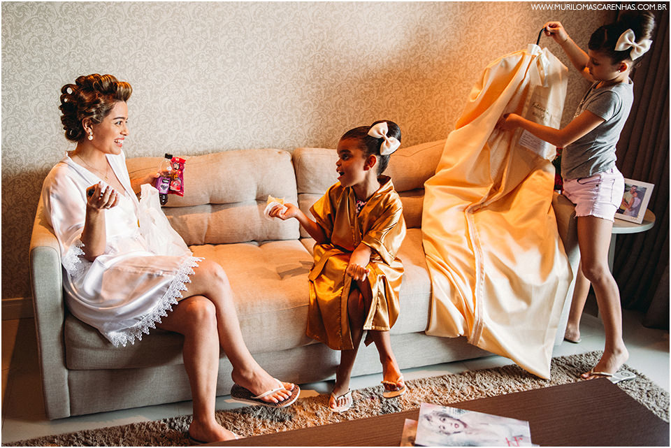 casamento fernanda beatriz advogada e rodrigo couto fisioterapeuta feira de santana making of hotel atmosfera e cermimia igreja matriz de feira de santana amor fotografia sentimento fotografo profissional vestido de noiva