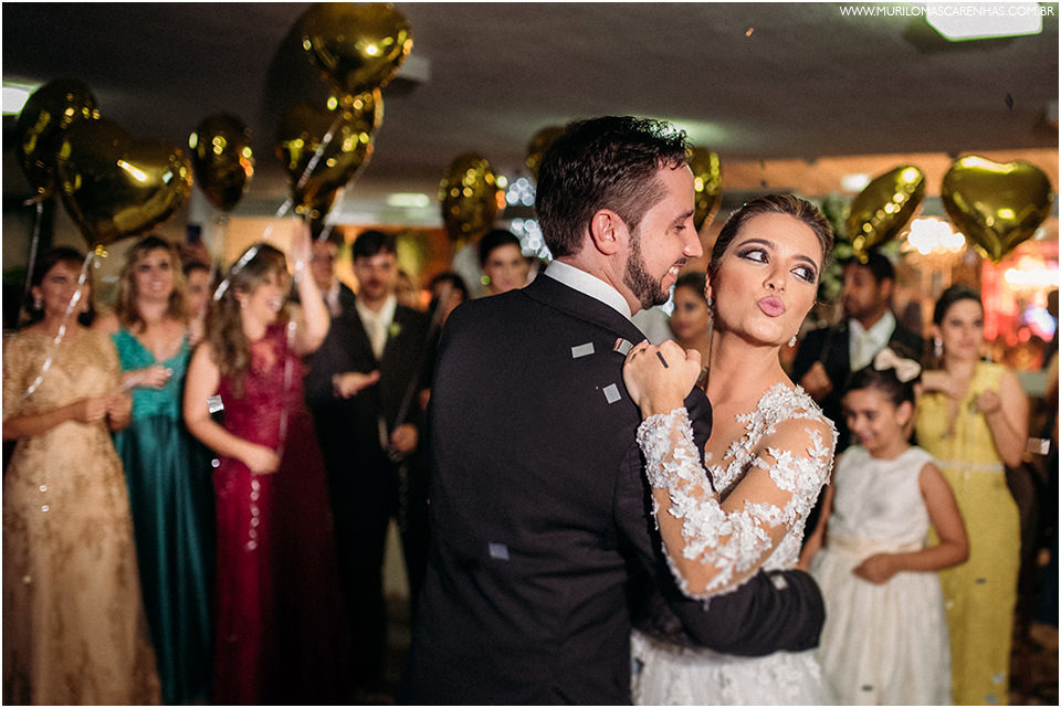 casamento fernanda beatriz advogada e rodrigo couto fisioterapeuta feira de santana making of hotel atmosfera e cermimia igreja matriz de feira de santana amor fotografia sentimento fotografo profissional vestido de noiva