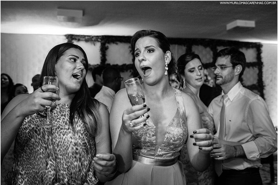 casamento fernanda beatriz advogada e rodrigo couto fisioterapeuta feira de santana making of hotel atmosfera e cermimia igreja matriz de feira de santana amor fotografia sentimento fotografo profissional vestido de noiva