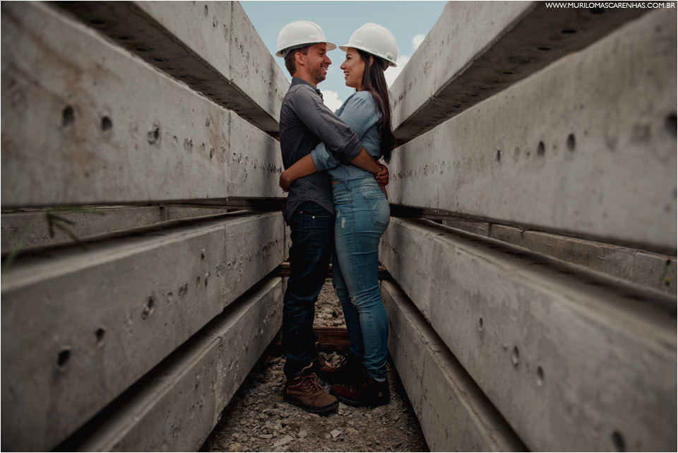 ensaio pre casamento book casal vestido de noiva buffet engenheiro arquiteta premoldados natureza ar livre ferias bahia salvador feira de santana morro de sao paulo valença murilo mascarenhas fotografo premiado