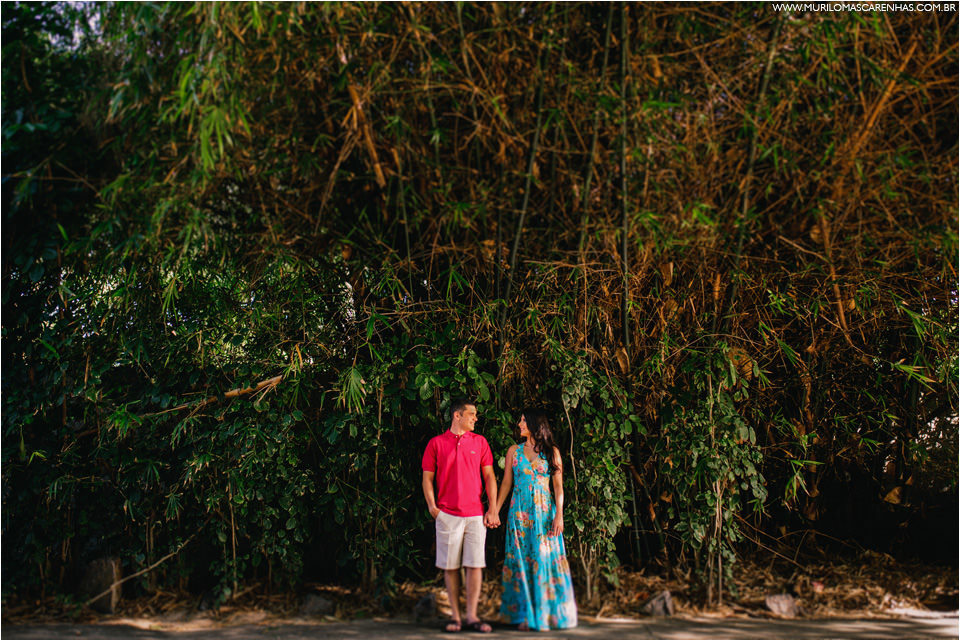 ensaio de casal timido romantico na praia do forte bahia, fotografo murilo mascarenhas