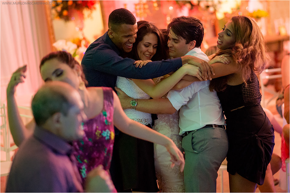 Casamento de Ohana e Thiago no sítio Campestre em Feira de Santana, Bahia. Casamento de dia, ao ar livre, com por do sol.