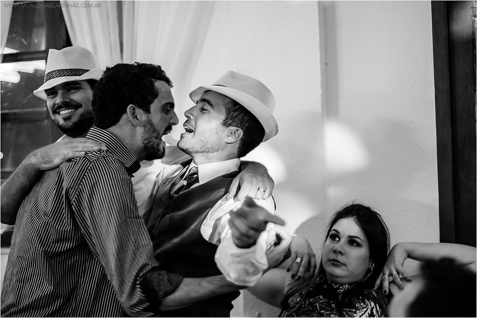 Casamento de Ohana e Thiago no sítio Campestre em Feira de Santana, Bahia. Casamento de dia, ao ar livre, com por do sol.