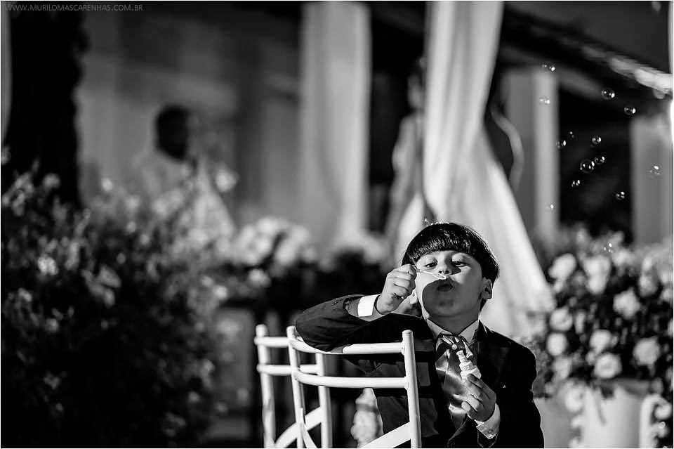 Casamento de Ohana e Thiago no sítio Campestre em Feira de Santana, Bahia. Casamento de dia, ao ar livre, com por do sol.