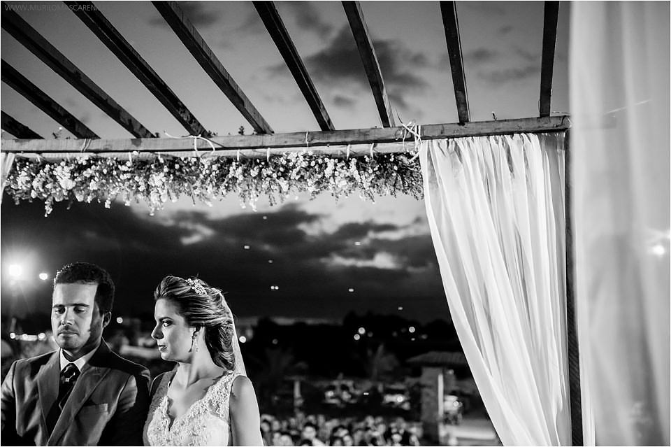 Casamento de Ohana e Thiago no sítio Campestre em Feira de Santana, Bahia. Casamento de dia, ao ar livre, com por do sol.