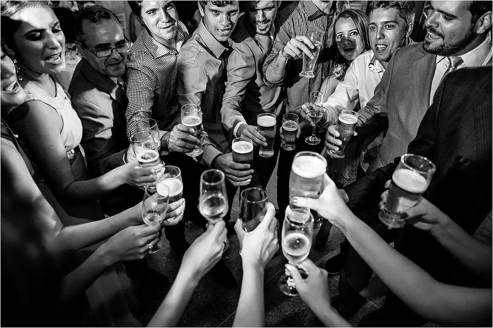 Casamento de Ohana e Thiago no sítio Campestre em Feira de Santana, Bahia. Casamento de dia, ao ar livre, com por do sol.