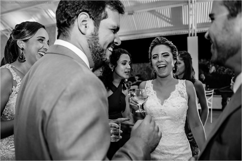 Casamento de Ohana e Thiago no sítio Campestre em Feira de Santana, Bahia. Casamento de dia, ao ar livre, com por do sol.
