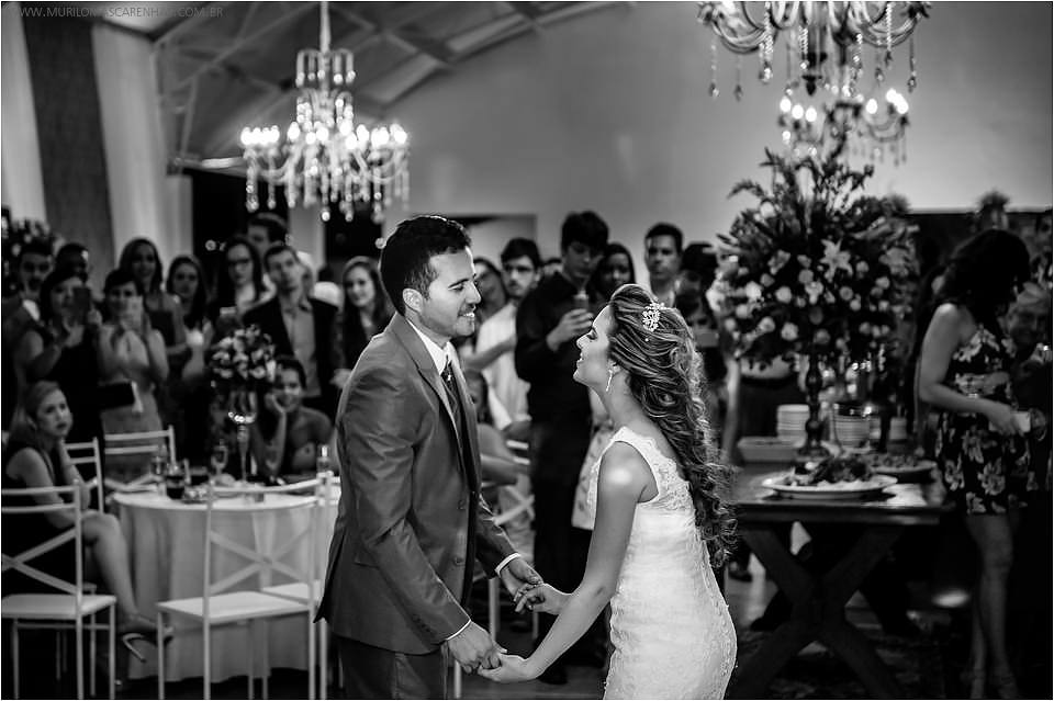 Casamento de Ohana e Thiago no sítio Campestre em Feira de Santana, Bahia. Casamento de dia, ao ar livre, com por do sol.