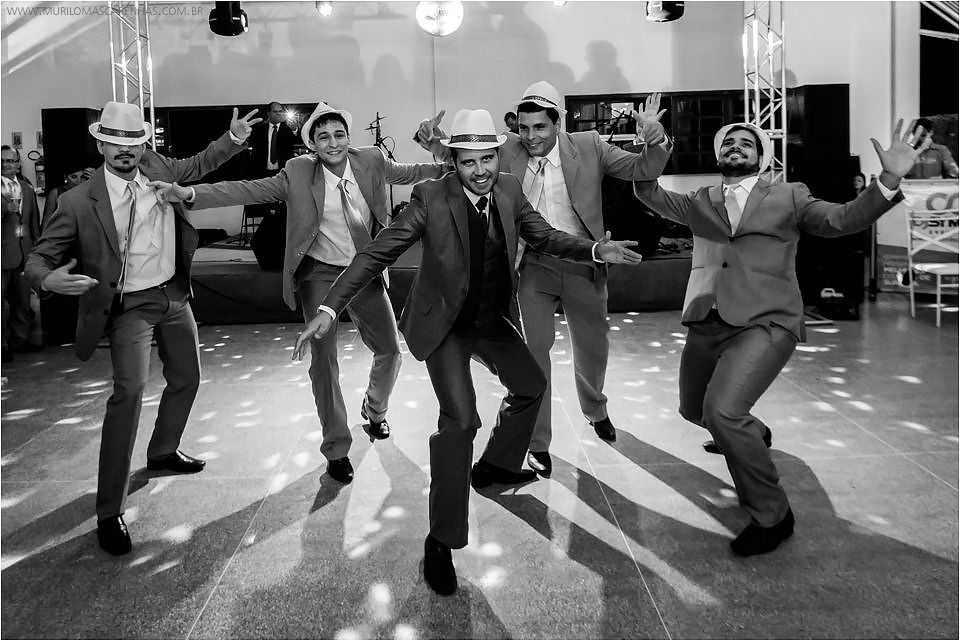 Casamento de Ohana e Thiago no sítio Campestre em Feira de Santana, Bahia. Casamento de dia, ao ar livre, com por do sol.