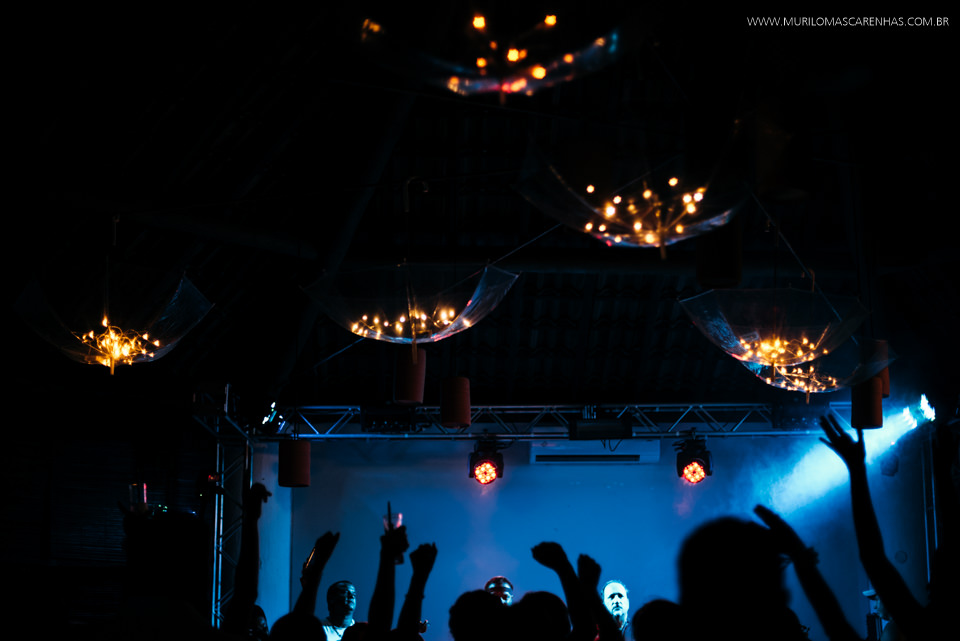 fotografia casamento decoração santo amaro salvador bahia baiano murilo mascarenhas flores praia noiva enseada caeiro feira de santana aracaju madrinhas padrinhos cerimonia noivo por do sol gambiarra