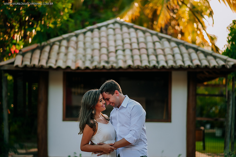 simetria foto casal fotografo ensaio pré casamento guarajuba praia do forte bahia feira de santana