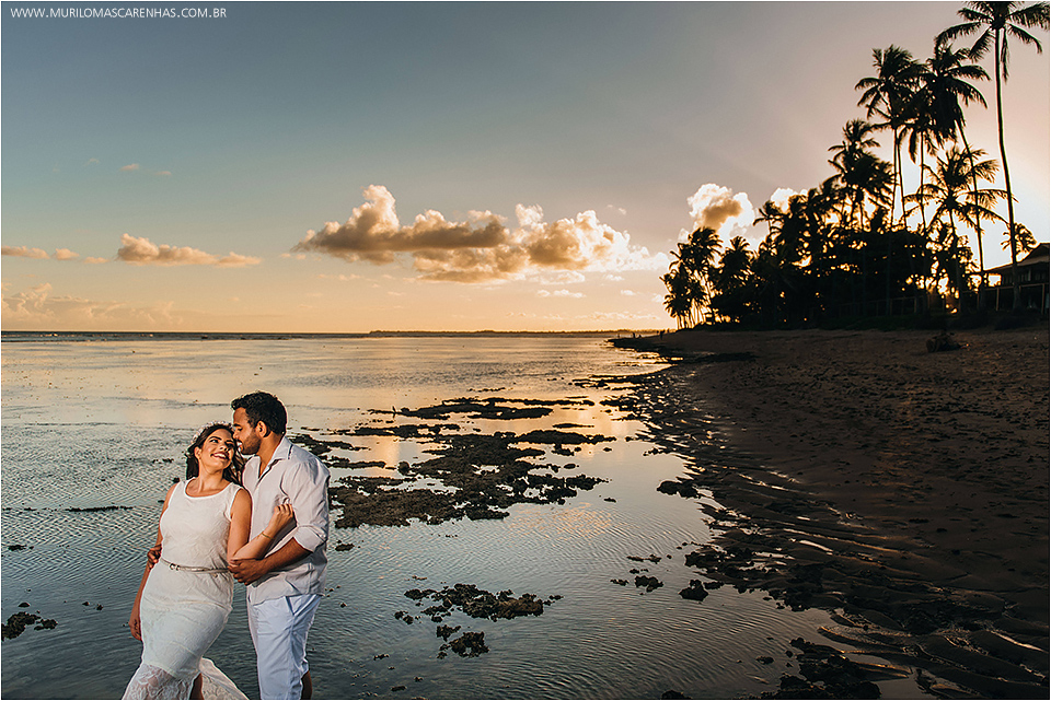 valquiria e samuel casal de feira de santana ensaio de casamento na praia do forte estado da bahia salvador retrato e book de ensaio pre casamento por do sol na praia
