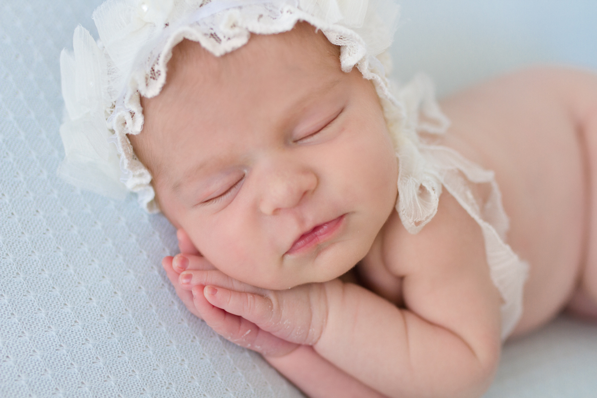 Um sorrisinho lindo para deixar as bochechas ainda mais fofinhas