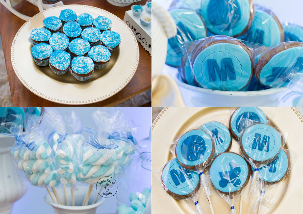 Sequência de fotos dos docinhos da festa: cupcakes, pirulitos de chocolate com a letra 'M' de Murilo e espetinhos de marshmallow, tudo muito azul!
