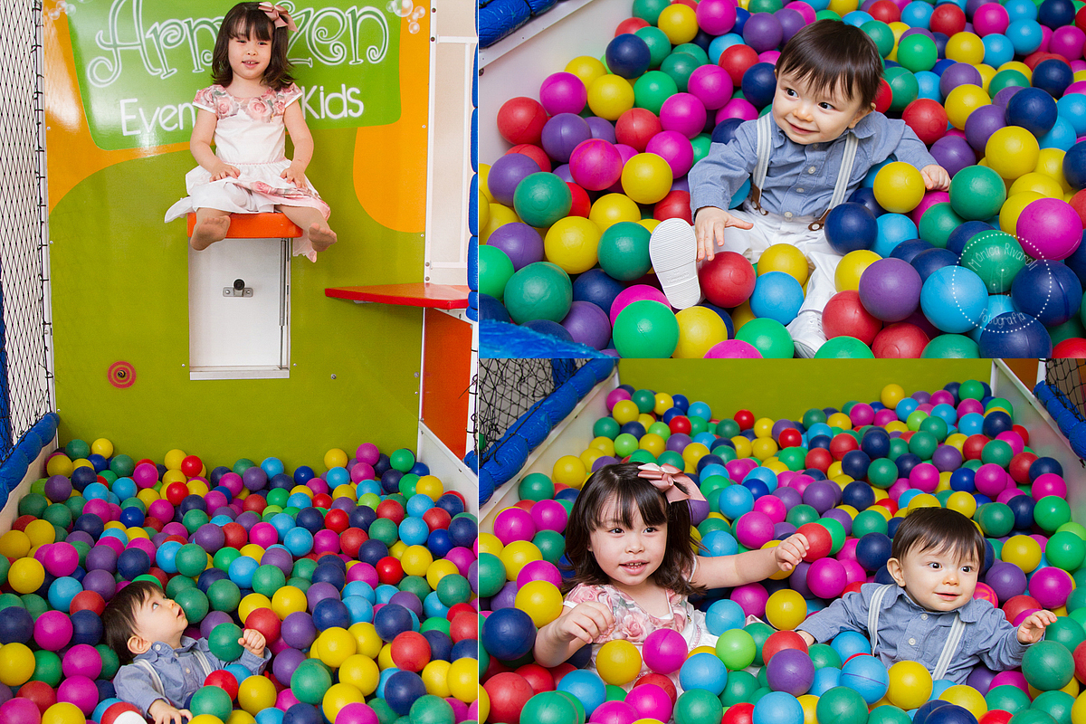 Montagem de três fotos do Felipe com a irmã na piscina de bolinhas