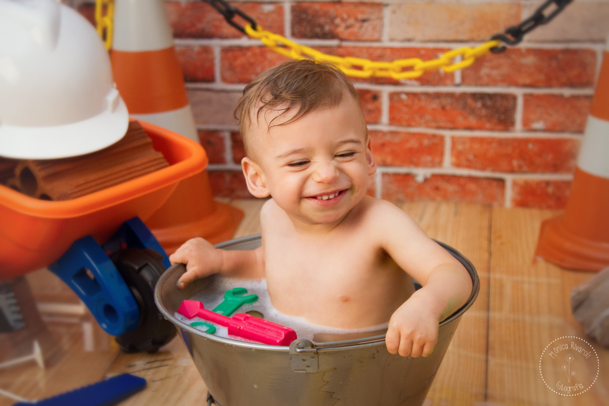 Está todo sorridente!! Que banho gostoso!