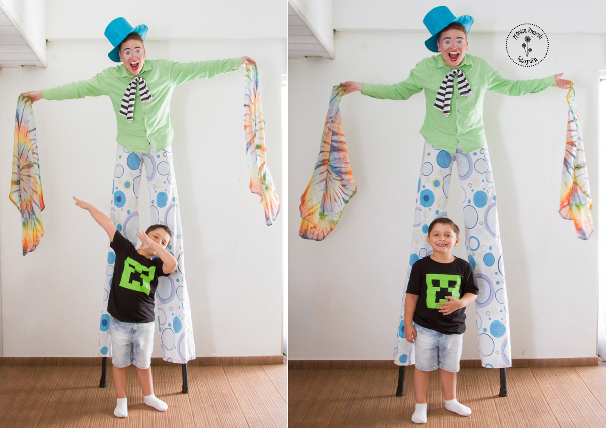 Montagem de duas fotos do Gabriel com o palhaço que está com pernas de pau 