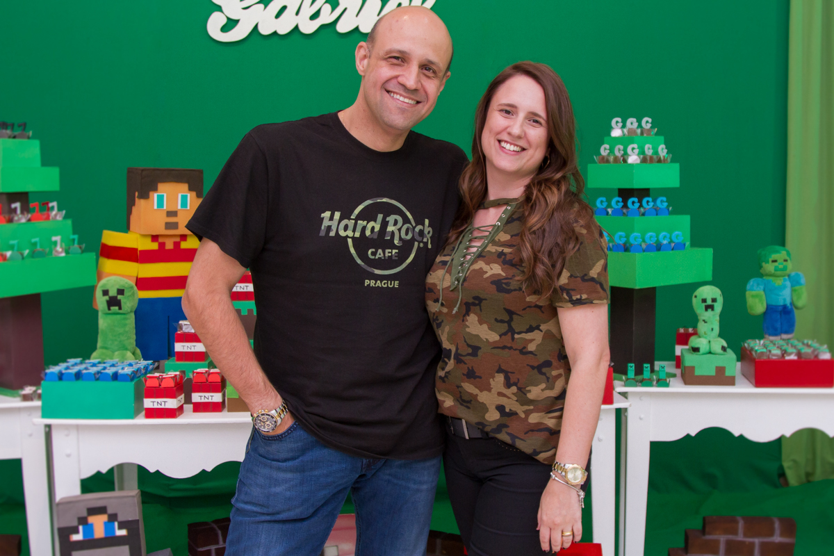 Foto da mamãe e do padrasto do Gabriel