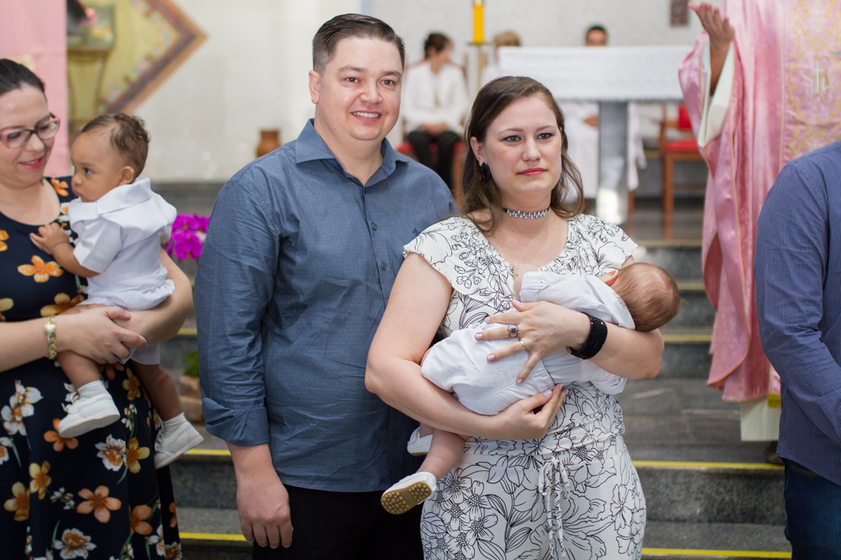 Mais uma dos pais e agora o papai está sorrindo para a foto 