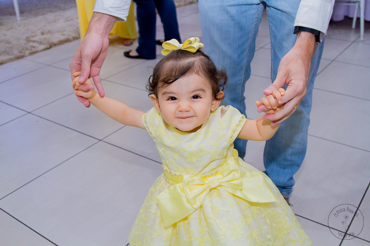 Belle chegando com o papai