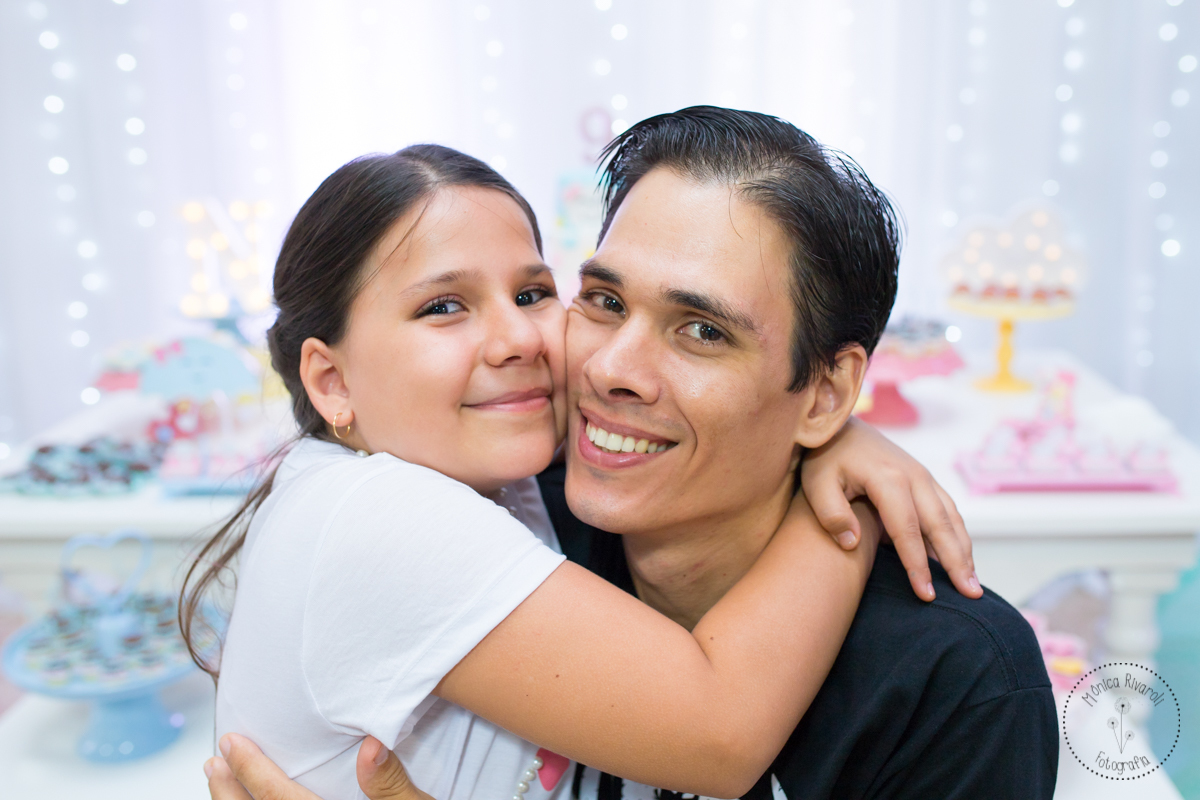 Close na Nicoli e no papai 