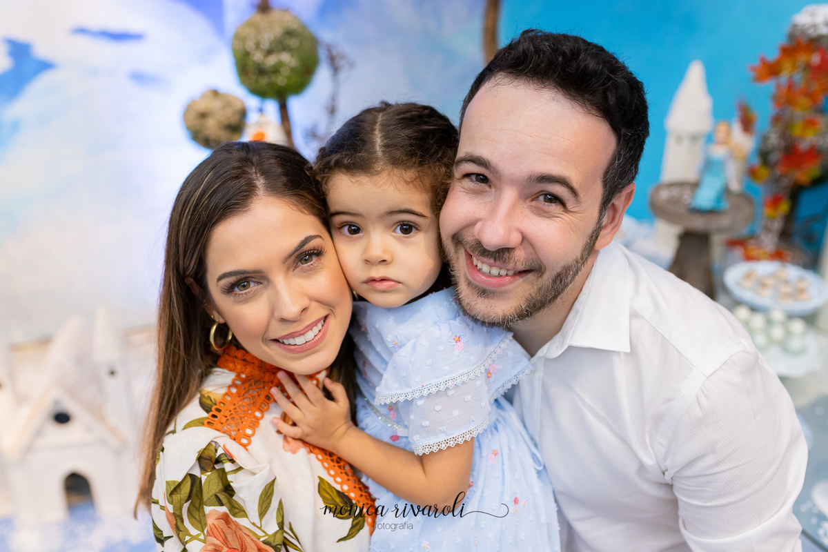 BOCHECHA COM BOCHECHA PAPAI E MAMÃE E A BEATRIZ.