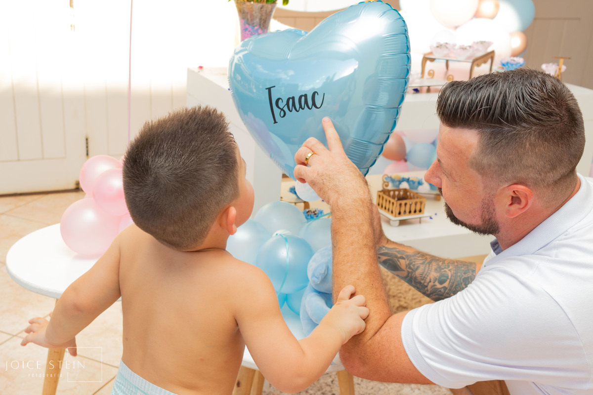 Ensaio de Casal
Família
Filhos
Crianças
Brincadeiras
Menino