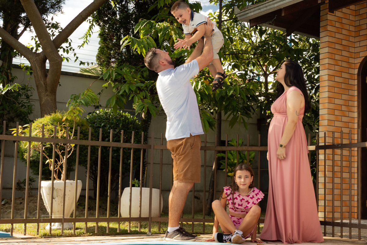 Chá de Revelação  
Casal esperando bebê
Ensaio de Casal
Família
Pais e Filhos
Crianças