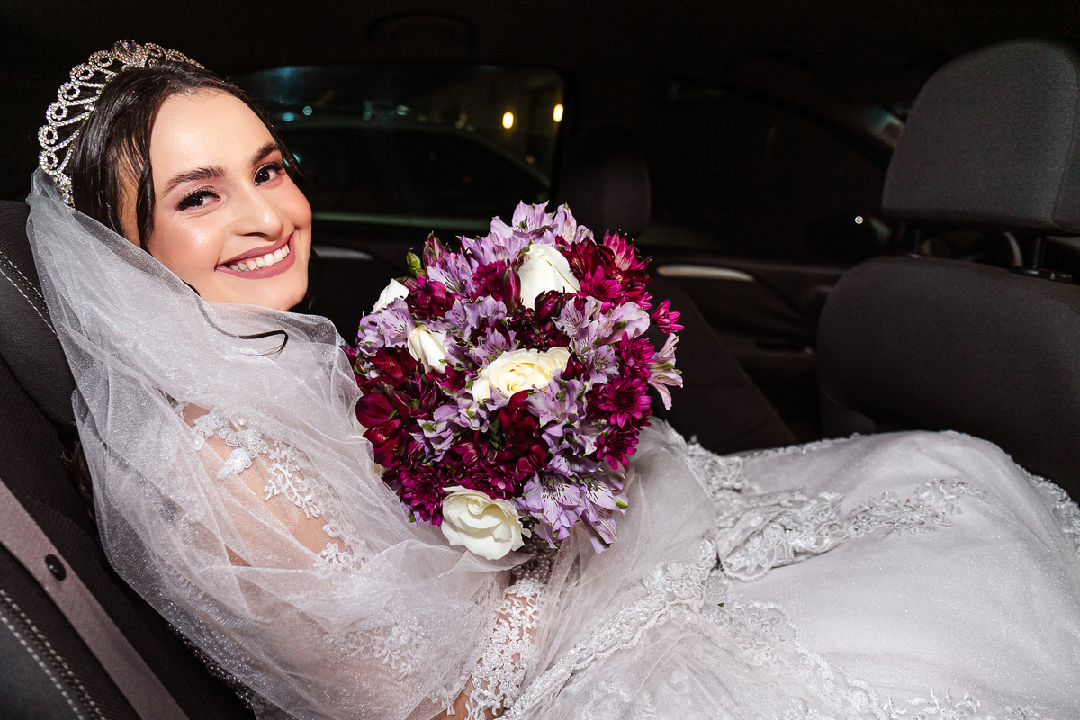 Noiva no carro