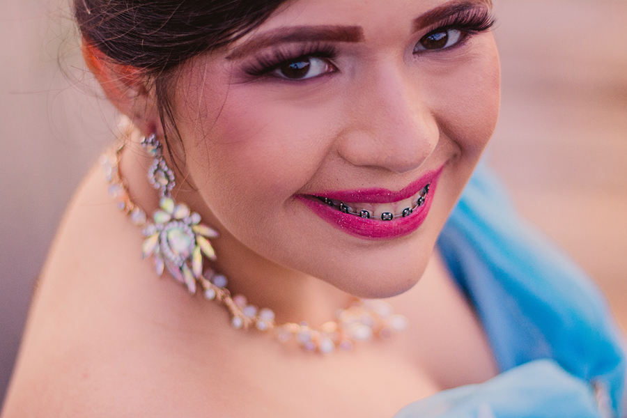 Fotos de 15 anos para um ensaio na cidade de Aquiraz no engenhoca parque com o fotógrafo Claudier Oliveira