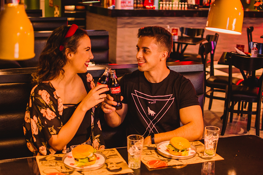 Ensaio pre casamento Barney's  Burger  em Fortaleza