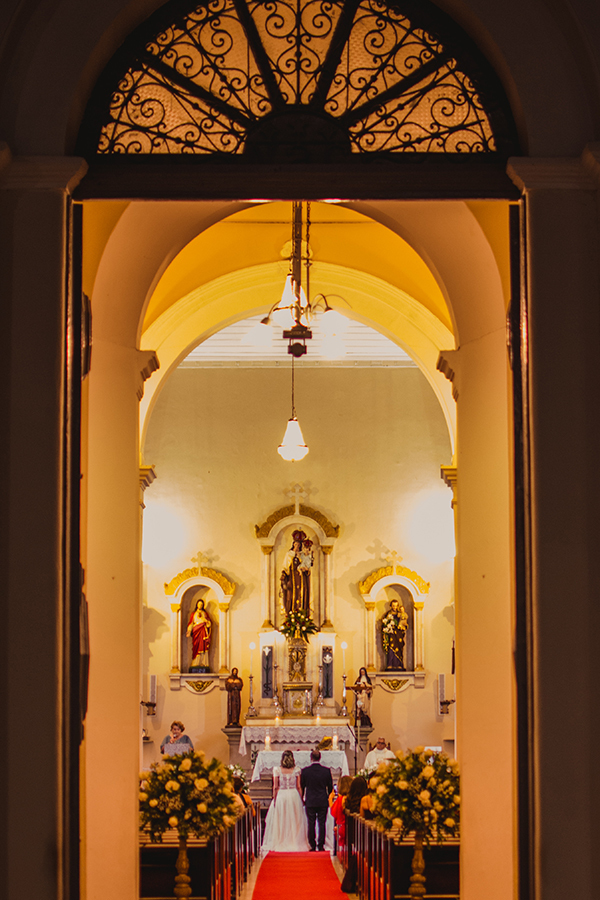 ftos do noivo em seu casamento na paróquia nossa Senhora do Carmo em Fortaleza