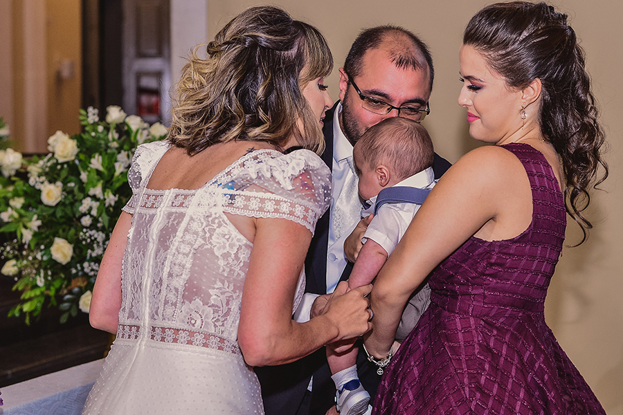 momentos das alianças em um casamento na paróquia nossa senhora do Carmo em Fortaleza no Ceará