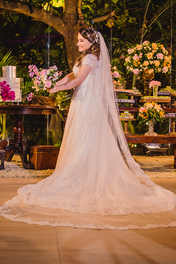 festa de casamento com as fotos da noiva no restaurante Pipo em Fortaleza Ceará