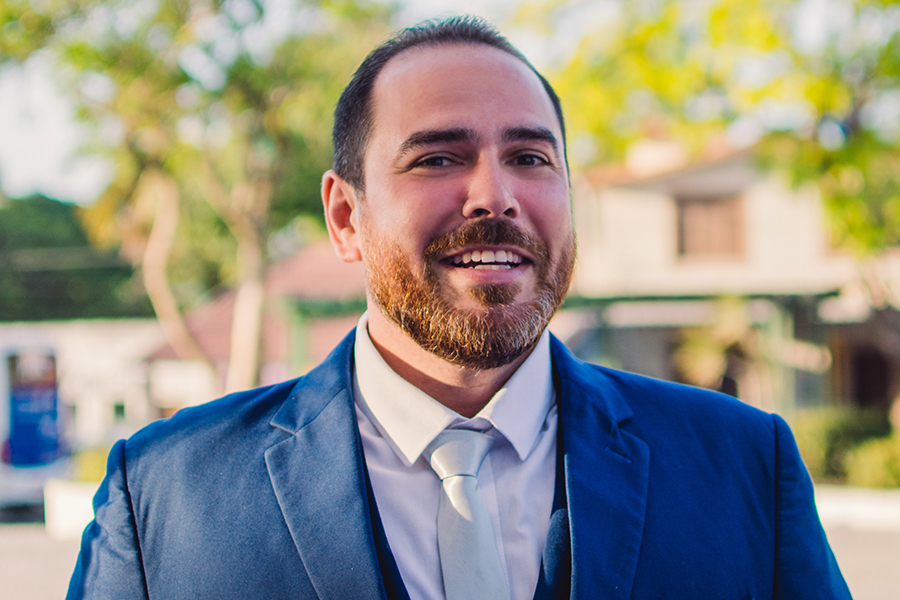 casamento em Paróquia São Francisco de Assis, Tapera, Aquiraz fotos do noivo. 