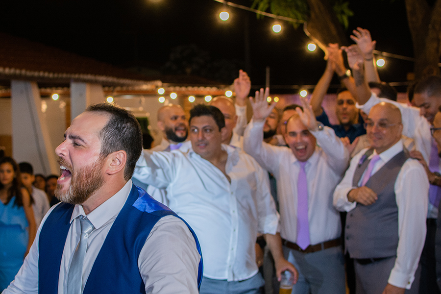 hora do noivo e os padrinhos na festa de casamento em Tapera - Aquiraz.