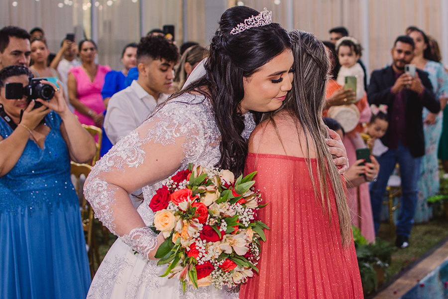 noiva e mãe da noiva na Cerimônia do Casamento no Buffet Garden em Fortaleza, Ceará no bairro Maraponga
