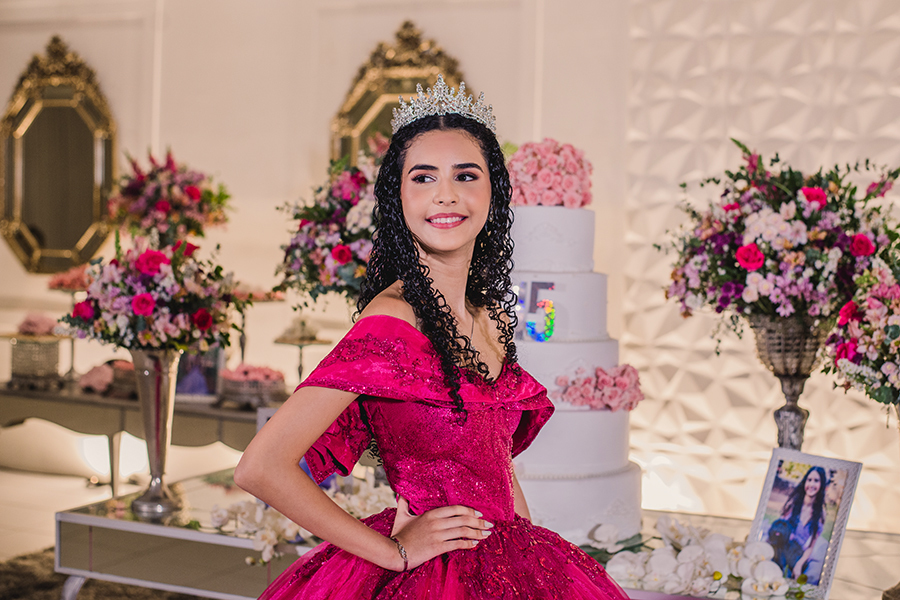 Fotos de 15 anos no buffet Spazio na Maraponga em Fortaleza