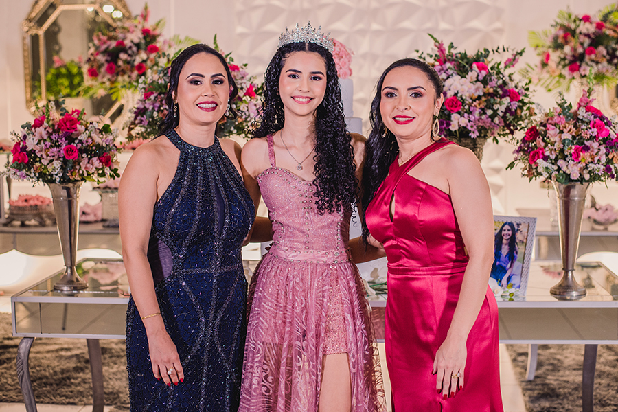 retrados de 15 anos no buffet Spazio na Maraponga em Fortaleza