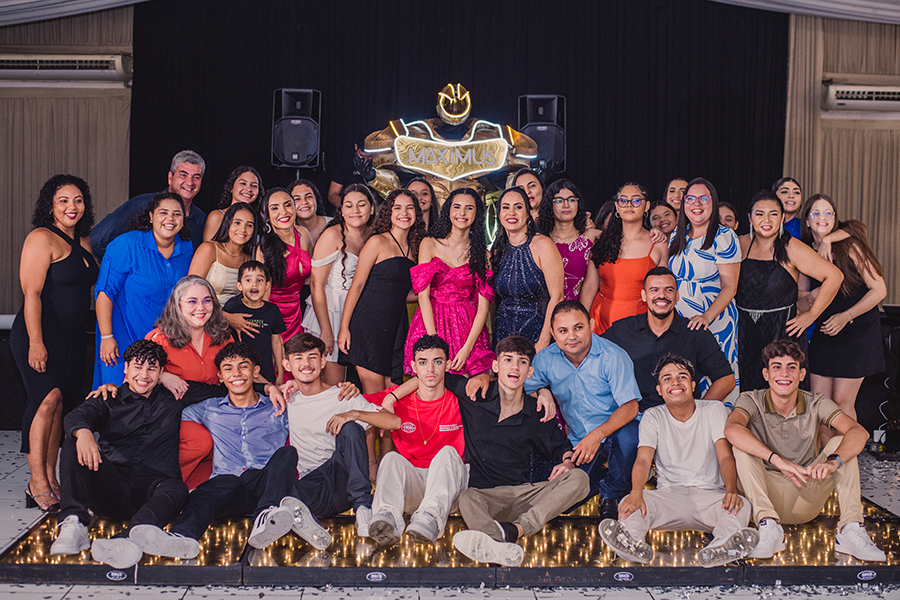 Encerrando a festa com alegria e emoção. no Sapzio  buffet em Fortaleza