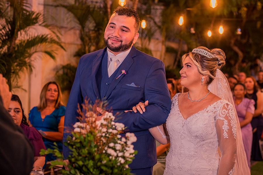 Fotógrafo experiente em casamentos em Fortaleza e região metropolitana.
